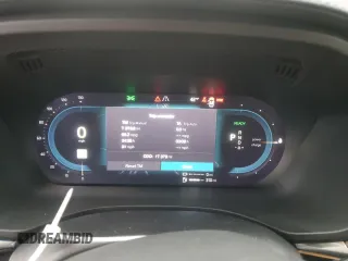 2023 Volvo XC60 Recharge Plug-In Hybrid Ultimate Dark Theme with VIN YV4H60DX3P1389100, listed as a Copart auction lot 89366805 with 17,379 mi miles and Salvage Title. Bid and sale history available at carsss.com. Image 9.