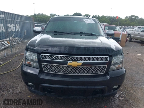 2012 Chevrolet Avalanche LTZ with VIN 3GNTKGE79CG182469, listed as a IAAI auction lot 42679724 with 306,624 mi miles and . Bid and sale history available at DreamBid. Image 12.