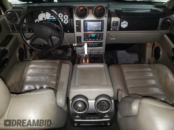 2003 Hummer H2 with VIN 5GRGN23U93H122385, listed as a Copart auction lot 45016915 with 148,756 mi miles and Clean Title. Bid and sale history available at carsss.com. Image 8.