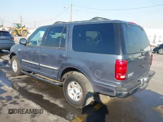 1998 Ford Expedition XLT with VIN 1FMRU1763WLB16405, listed as a IAAI auction lot 41311254 with 265,781 mi miles. Bid and sale history available at carsss.com. Image 3.