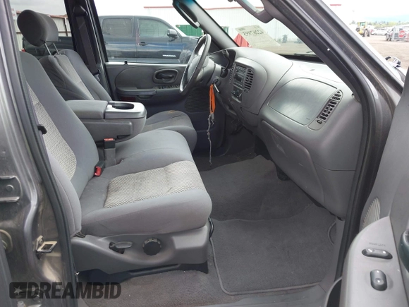 2003 Ford F-150 XLT with VIN 1FTRW07L63KC37168, listed as a IAAI auction lot 42267955 with 191,612 mi miles and . Bid and sale history available at DreamBid. Image 5.