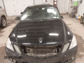 2010 Mercedes-Benz E 550 Luxury with VIN WDDHF7CB9AA049027, listed as a IAAI auction lot 41580437 with 161,184 mi miles and . Bid and sale history available at DreamBid. Image 12.
