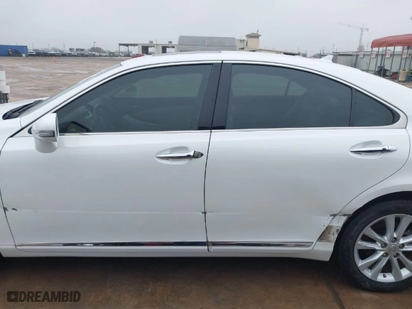 2012 Lexus ES 350 with VIN JTHBK1EG0C2505879, listed as a IAAI auction lot 41473484 with NaN miles. Bid and sale history available at carsss.com. Image 14.