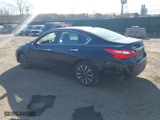 2017 Nissan Altima 2.5 SR with VIN 1N4AL3AP9HC265993, listed as a IAAI auction lot 41627180 with 142,994 mi miles. Bid and sale history available at carsss.com. Image 3.