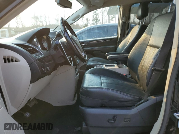 2015 Chrysler Town & Country Touring with VIN 2C4RC1BG0FR610896, listed as a Copart auction lot 50349825 with 92,584 mi miles and Salvage Title. Bid and sale history available at carsss.com. Image 7.