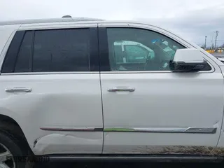 2016 Cadillac Escalade Premium Collection with VIN 1GYS4CKJ2GR473242, listed as a IAAI auction lot 41468079 with 91,664 mi miles. Bid and sale history available at carsss.com. Image 13.