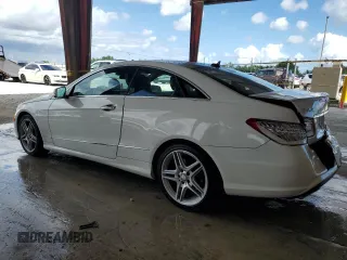 2013 Mercedes-Benz E 550 с VIN WDDKJ7DB2DF200445, выставлен на аукционе Copart как лот 77354114 с пробегом 108 992 миль миль и Списание • Salvage title. История ставок и продаж доступна на DreamBid. Изображение 2.