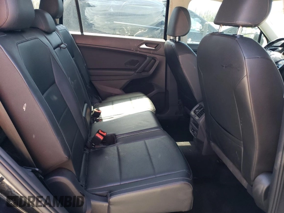 2019 Volkswagen Tiguan SE with VIN 3VV3B7AX8KM190398, listed as a Copart auction lot 53131985 with 75,805 mi miles and Salvage Title. Bid and sale history available at DreamBid. Image 11.