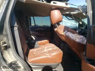 2020 Cadillac Escalade Premium Luxury with VIN 1GYS4CKJ4LR253532, listed as a Copart auction lot 70656954 with 22,241 mi miles and Salvage Title. Bid and sale history available at carsss.com. Image 10.