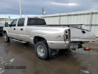 2006 Chevrolet Silverado 3500 DRW LT1 with VIN 1GCJK33D46F154523, listed as a Copart auction lot 84960604 with 250,982 mi miles and Salvage Title. Bid and sale history available at carsss.com. Image 2.