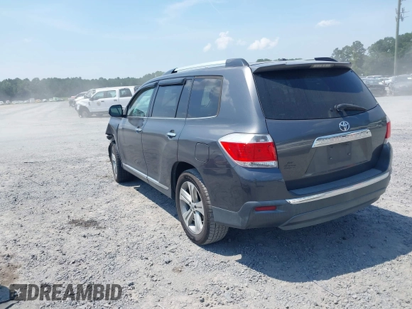 2011 Toyota Highlander Limited with VIN 5TDYK3EH3BS027884, listed as a IAAI auction lot 42527160 with 310,068 mi miles and . Bid and sale history available at DreamBid. Image 3.