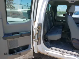 2015 Ford F-150 XLT с VIN 1FTFX1EF9FKD84687, выставлен на аукционе IAAI как лот 42482386 с пробегом 299 523 миль миль и . История ставок и продаж доступна на DreamBid. Изображение 8.