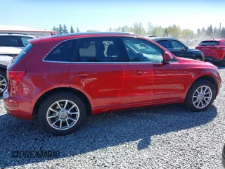 2010 Audi Q5 Premium Plus z VIN WA1LKAFP9AA096749, wystawiony jako IAAI lot #42058422 z przebiegiem 163 772 mil mil oraz . Historia ofert i sprzedaży dostępna na DreamBid. Obrazek 13.