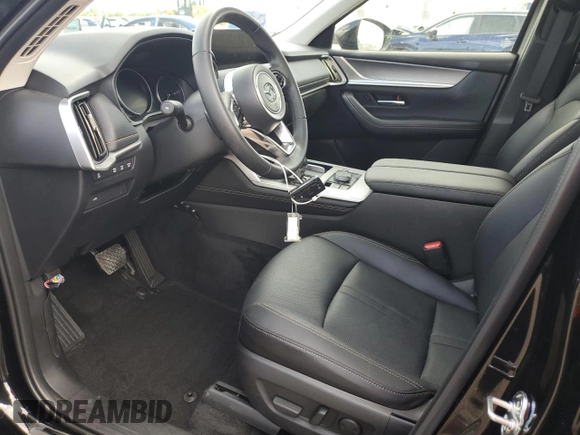 2025 Mazda CX-90 Preferred z VIN JM3KKBHD9S1217783, wystawiony jako Copart lot #60598035 z przebiegiem 5 647 mil mil oraz Czysty tytuł • Clean title. Historia ofert i sprzedaży dostępna na DreamBid. Obrazek 7.