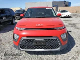 2022 Kia Soul LX with VIN KNDJ23AU0N7183707, listed as a Copart auction lot 47773255 with 30,228 mi miles and Salvage Title. Bid and sale history available at carsss.com. Image 5.