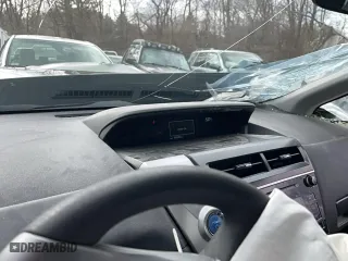 2017 Toyota Prius v Two with VIN JTDZN3EU9HJ073346, listed as a Copart auction lot 50517065 with 95,020 mi miles and Salvage Title. Bid and sale history available at carsss.com. Image 9.