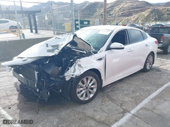 2018 Kia Optima LX with VIN 5XXGT4L30JG263429, listed as a IAAI auction lot 41729317 with 1 mi miles. Bid and sale history available at carsss.com. Image 2.