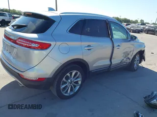 2019 Lincoln MKC Select with VIN 5LMCJ2C95KUL37381, listed as a IAAI auction lot 41892516 with 25,336 mi miles. Bid and sale history available at carsss.com. Image 4.