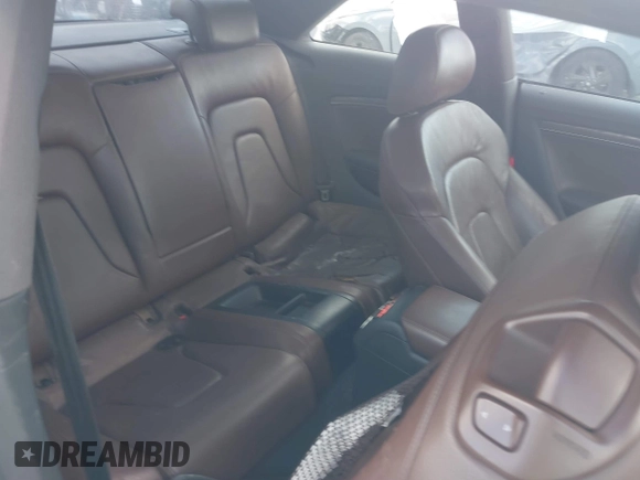 2013 Audi A5 Premium Plus z VIN WAULFAFR1DA056761, wystawiony jako IAAI lot #41894935 z przebiegiem 102 536 mil mil oraz . Historia ofert i sprzedaży dostępna na DreamBid. Obrazek 8.