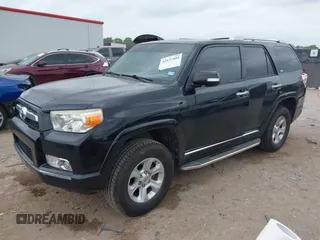 2012 Toyota 4Runner SR5 z VIN JTEZU5JR1C5044324, wystawiony jako IAAI lot #42137404 z przebiegiem 252 363 mil mil oraz . Historia ofert i sprzedaży dostępna na DreamBid. Obrazek 17.