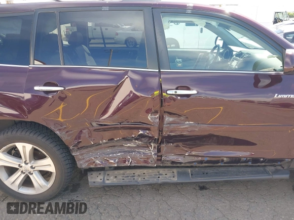 2013 Toyota Highlander Limited с VIN 5TDDK3EH2DS185263, выставлен на аукционе IAAI как лот 42234846 с пробегом 192 285 миль миль и . История ставок и продаж доступна на DreamBid. Изображение 17.