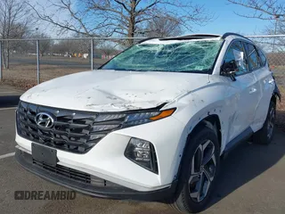2022 Hyundai Tucson SEL with VIN 5NMJFCAE7NH085117, listed as a IAAI auction lot 41592496 with 16,576 mi miles. Bid and sale history available at carsss.com. Image 2.