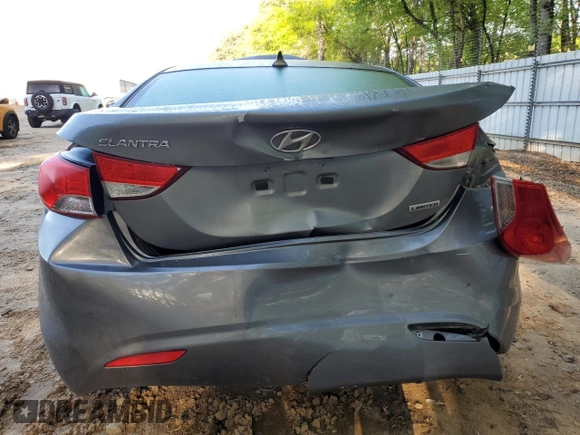 2013 Hyundai Elantra GLS z VIN 5NPDH4AE4DH285239, wystawiony jako Copart lot #52432085 z przebiegiem 109 822 mil mil oraz Szkoda całkowita • Salvage title. Historia ofert i sprzedaży dostępna na DreamBid. Obrazek 6.