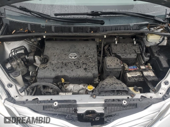 2015 Toyota Sienna LE AAS with VIN 5TDKK3DC5FS550258, listed as a Copart auction lot 58069915 with 138,260 mi miles and Salvage title. Bid and sale history available at DreamBid. Image 12.