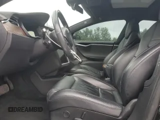 2017 Tesla Model S 100D с VIN 5YJSA1E21HF188840, выставлен на аукционе Copart как лот 62683685 с пробегом 90 101 миль миль и Списание • Salvage title. История ставок и продаж доступна на DreamBid. Изображение 7.