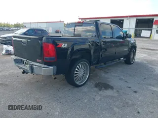 2011 GMC Sierra 1500 SLT с VIN 3GTP2WE37BG123629, выставлен на аукционе IAAI как лот 42327267 с пробегом Не указан миль и . История ставок и продаж доступна на DreamBid. Изображение 4.