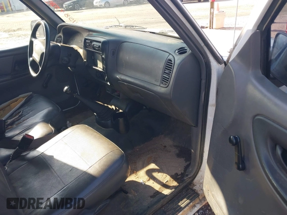 2001 Ford Ranger XL with VIN 1FTYR10C81TA05990, listed as a IAAI auction lot 41584583 with 293,485 mi miles. Bid and sale history available at carsss.com. Image 5.