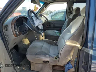 1999 Chevrolet Astro Cargo YF7 with VIN 1GBDM19W2XB118959, listed as a Copart auction lot 69112404 with Not Provided miles and Non Repairable. Bid and sale history available at carsss.com. Image 7.