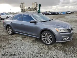 2016 Volkswagen Passat 1.8T SEL with VIN 1VWCT7A35GC037122, listed as a Copart auction lot 51722335 with 243,486 mi miles and Clean Title. Bid and sale history available at carsss.com. Image 4.