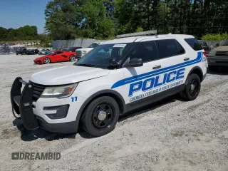 2016 Ford Utility Police Interceptor with VIN 1FM5K8AR8GGA72203, listed as a Copart auction lot 52235185 with 96,927 mi miles and Salvage Title. Bid and sale history available at carsss.com. Image 1.