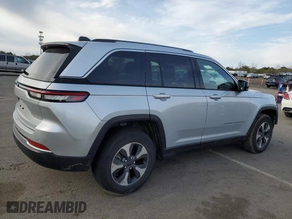 2022 Jeep Grand Cherokee with VIN 1C4RJYB66N8757210, listed as a Copart auction lot 50092995 with 11,087 mi miles and Salvage title. Bid and sale history available at DreamBid. Image 3.
