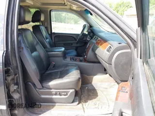 2011 Chevrolet Suburban LTZ with VIN 1GNSKKE38BR359006, listed as a IAAI auction lot 42183589 with 162,154 mi miles and . Bid and sale history available at DreamBid. Image 5.