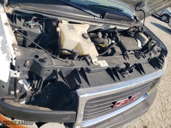 2003 GMC Savana Cargo Van YF7 Upfitter with VIN 1GDFH15T031206554, listed as a Copart auction lot 77584554 with 251,783 mi miles and Salvage Title. Bid and sale history available at carsss.com. Image 12.