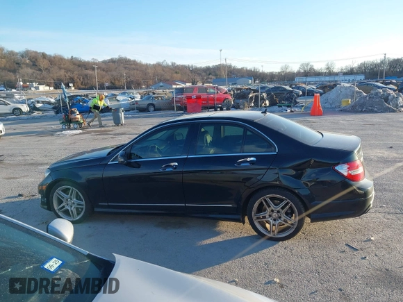 2013 Mercedes-Benz C 300 Sport with VIN WDDGF8AB0DR249949, listed as a IAAI auction lot 41396567 with Not Provided miles and . Bid and sale history available at carsss.com. Image 15.