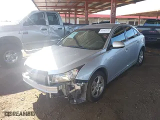 2016 Chevrolet Cruze Limited LT with VIN 1G1PE5SBXG7190542, listed as a IAAI auction lot 41867192 with 86,563 mi miles. Bid and sale history available at carsss.com. Image 18.
