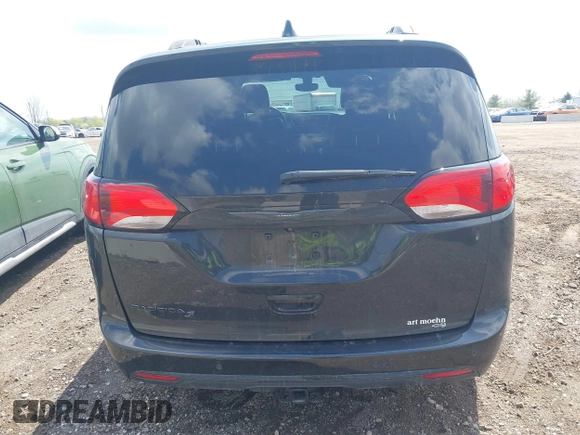 2018 Chrysler Pacifica Touring L Plus с VIN 2C4RC1EG1JR332594, выставлен на аукционе IAAI как лот 42170162 с пробегом 74 993 миль миль и . История ставок и продаж доступна на DreamBid. Изображение 16.