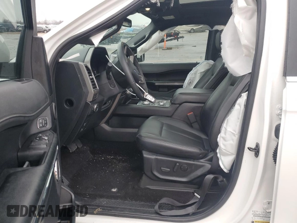 2021 Ford Expedition XLT with VIN 1FMJU1JT2MEA53911, listed as a Copart auction lot 86660754 with 39,155 mi miles and Salvage Title. Bid and sale history available at carsss.com. Image 7.