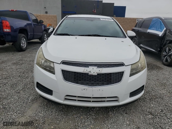 2014 Chevrolet Cruze 1LT with VIN 1G1PC5SB5E7125276, listed as a Copart auction lot 53361615 with 153,470 mi miles and Clean Title. Bid and sale history available at carsss.com. Image 5.