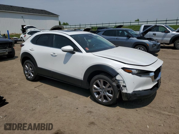 2021 Mazda CX-30 Preferred with VIN 3MVDMACLXMM215839, listed as a Copart auction lot 60664625 with 27,177 mi miles and Non repairable. Bid and sale history available at DreamBid. Image 4.