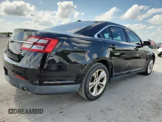 2017 Ford Taurus Limited with VIN 1FAHP2F83HG104370, listed as a Copart auction lot 61779915 with 105,849 mi miles and Clean title. Bid and sale history available at DreamBid. Image 3.