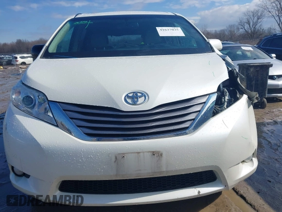 2017 Toyota Sienna XLE with VIN 5TDDZ3DC3HS171251, listed as a IAAI auction lot 41637035 with 124,127 mi miles and . Bid and sale history available at DreamBid. Image 13.