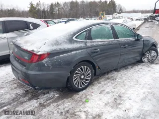 2023 Hyundai Sonata Hybrid SEL with VIN KMHL34JJ0PA082993, listed as a IAAI auction lot 41496947 with 11,734 mi miles. Bid and sale history available at carsss.com. Image 4.