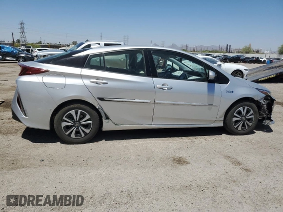 2017 Toyota Prius Plus z VIN JTDKARFP3H3017836, wystawiony jako Copart lot #57613355 z przebiegiem 64 958 mil mil oraz Szkoda całkowita • Salvage title. Historia ofert i sprzedaży dostępna na DreamBid. Obrazek 3.
