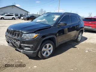 2019 Jeep Compass Latitude z VIN 3C4NJDBB7KT847886, wystawiony jako Copart lot #49883665 z przebiegiem 162 470 mil mil oraz Szkoda całkowita • Salvage title. Historia ofert i sprzedaży dostępna na DreamBid. Obrazek 1.