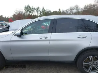 2020 Mercedes-Benz GLC 300 z VIN W1N0G8EB6LF824678, wystawiony jako IAAI lot #40951014 z przebiegiem 46 473 mil mil oraz . Historia ofert i sprzedaży dostępna na DreamBid. Obrazek 14.