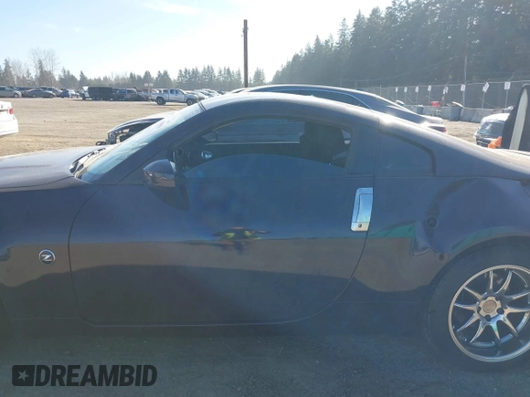 2008 Nissan 350Z with VIN JN1BZ34D98M701978, listed as a IAAI auction lot 41705506 with 114,301 mi miles. Bid and sale history available at carsss.com. Image 15.